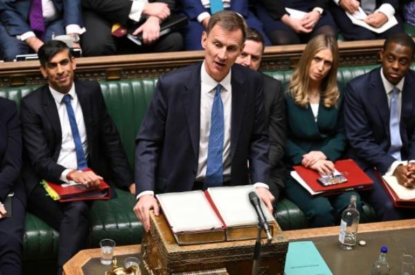 ONE EDITORIAL USE ONLY. NO SALES. NO ARCHIVING. NO ALTERING OR MANIPULATING. NO USE ON SOCIAL MEDIA UNLESS AGREED BY HOC PHOTOGRAPHY SERVICE. MANDATORY CREDIT: UK Parliament/Jessica Taylor Handout photo issued by UK Parliament of Chancellor of the Exchequer Jeremy Hunt delivering his autumn statement in the House of Commons in London. Issue date: Wednesday November 22, 2023. PA Photo. See PA story POLITICS Budget. Photo credit should read: UK Parliament/Jessica Taylor /PA Wire NOTE TO EDITORS: This handout photo may o<em></em>nly be used in for editorial reporting purposes for the co<em></em>ntemporaneous illustration of events, things or the people in the image or facts mentio<em></em>ned in the caption. Reuse of the picture may require further permission from the copyright holder.