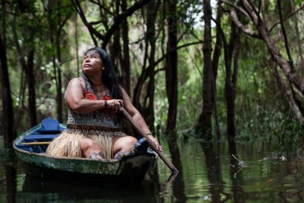 Indigenous leader Alessandra Korap Munduruku co<em></em>nfronted Anglo American over its attempts to mine on protected Indigenous land, leading the mining giant to withdraw its prospecting applications. Image courtesy of the Goldman Enviro<em></em>nmental Prize.