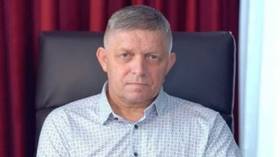 Slovak PM points to forces behind assassination attempt