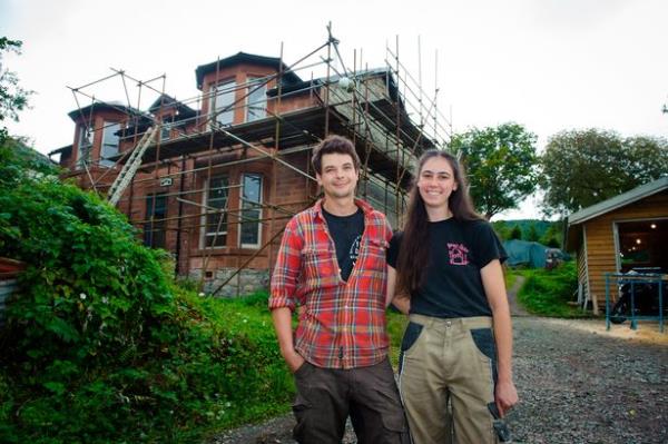 They have co<em></em>nfirmed their house has finally been signed off by inspectors